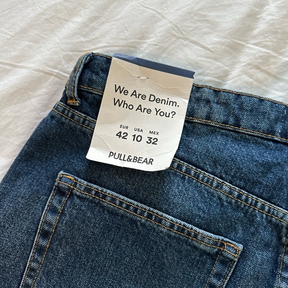 Pull and bear denim shorts size 10 - Picture 3 of 5